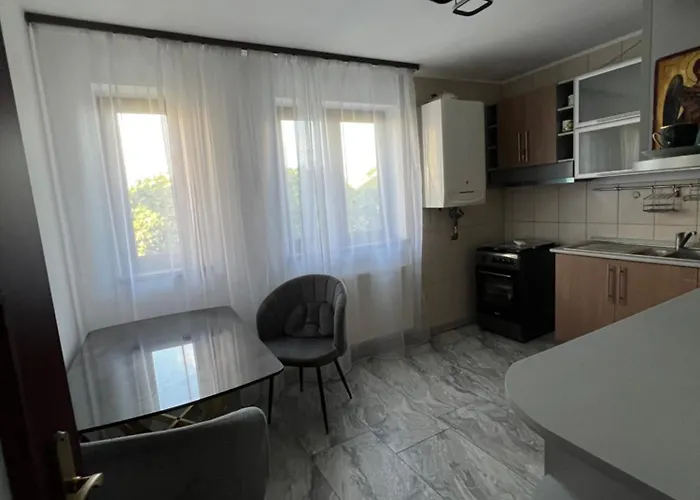 Piramidei 3* Bucarest