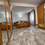 Hotel apartamentowy Piramidei Bukareszt