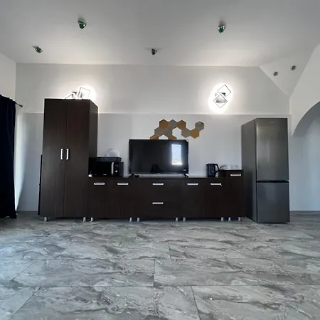 Piramidei 3* Бухарест