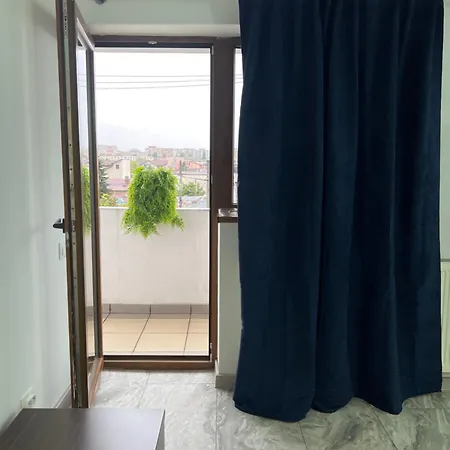 Piramidei Aparthotel 3*