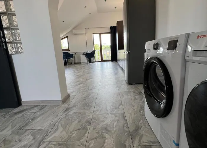 Piramidei Bucureşti