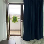 Piramidei 아파트호텔 3*