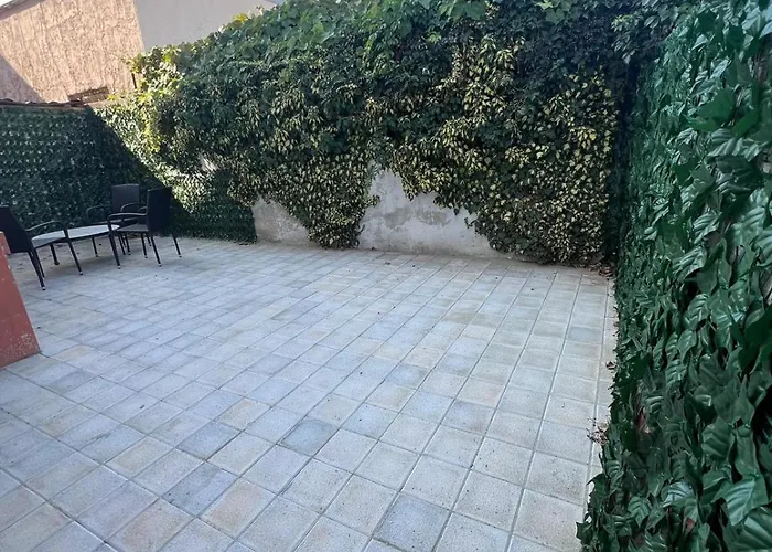 Ξενοδοχείο με διαμερίσματα Piramidei Βουκουρέστι